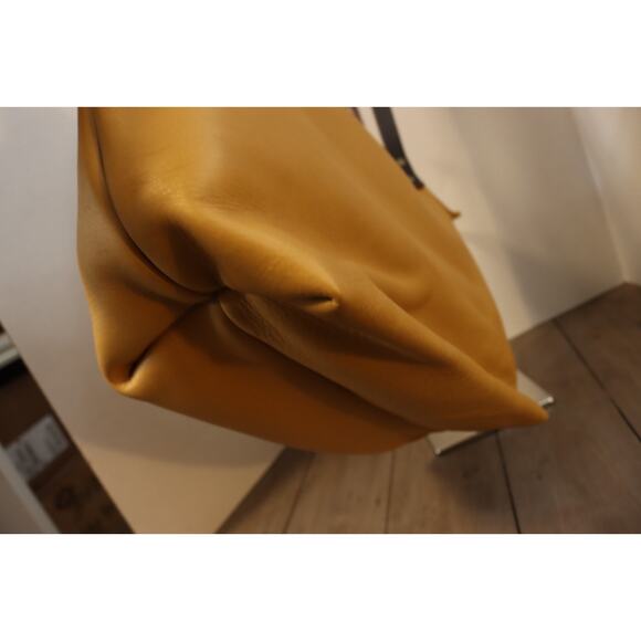 Portland Leather Yellow Tote Bag Large Double Handle Shoulder Bag - Picture 8 of 16